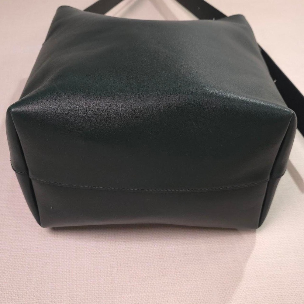 Madewell Essential Bucket Tote Leather Bag NWT - Picture 5 of 7